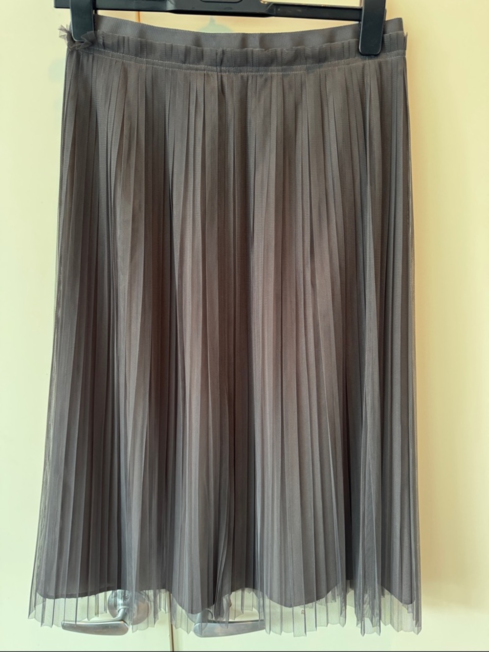 Pleated Tulle Midi Skirt in Gray